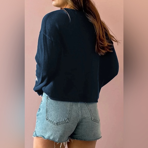 Star Round Neck Long Sleeve Sweater - Picture 2 of 6